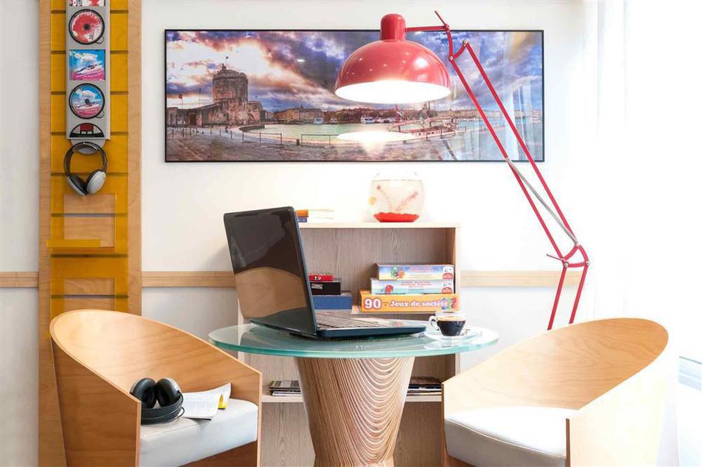 Ibis Styles Centre 3*
